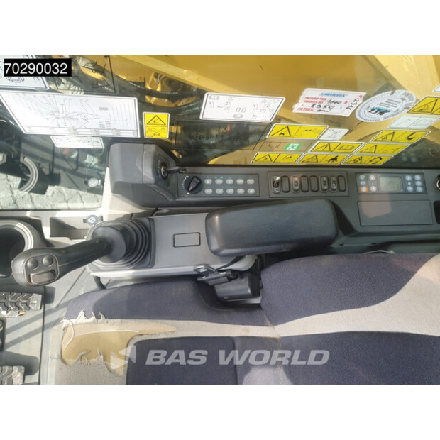 2018 Caterpillar 325FL-41806406
