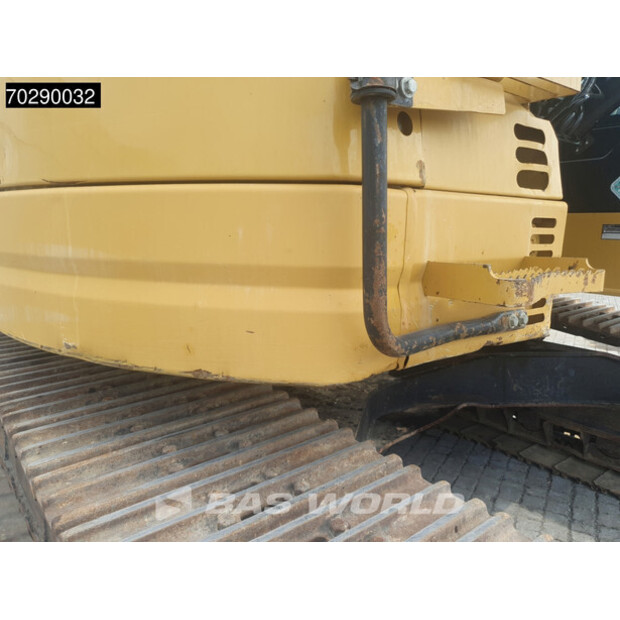 2018 Caterpillar 325FL-41806409