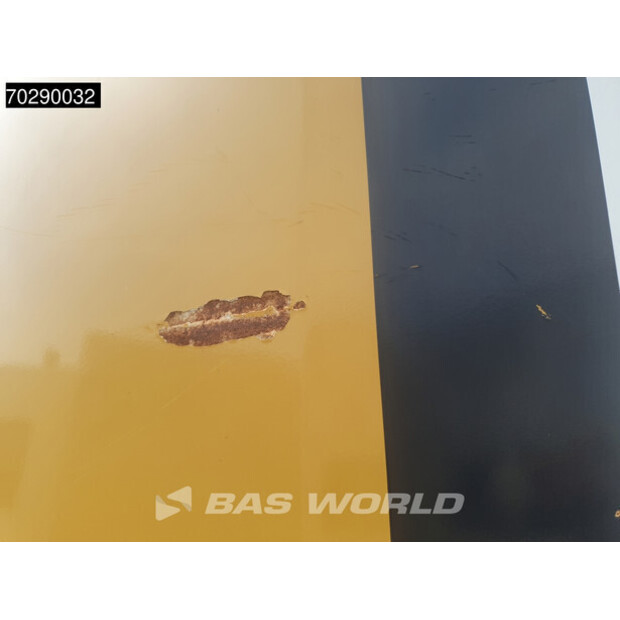 2018 Caterpillar 325FL-41806416