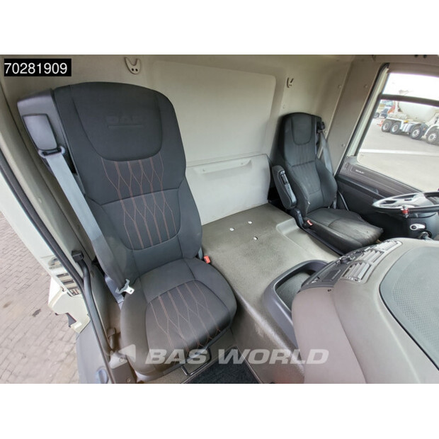2018 DAF CF 300-41806752