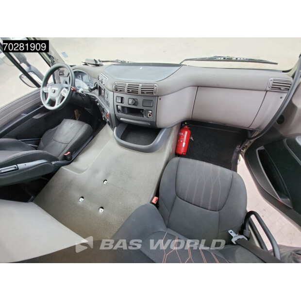 2018 DAF CF 300-41806753