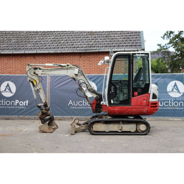 2017 TAKEUCHI TB230-41807579