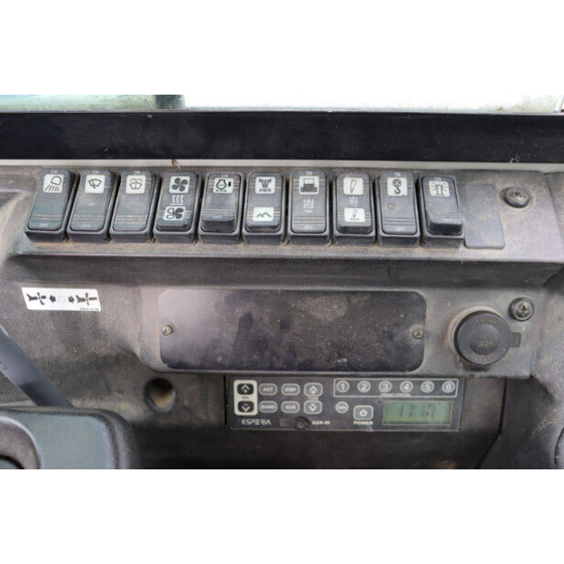 2017 TAKEUCHI TB230-41807615