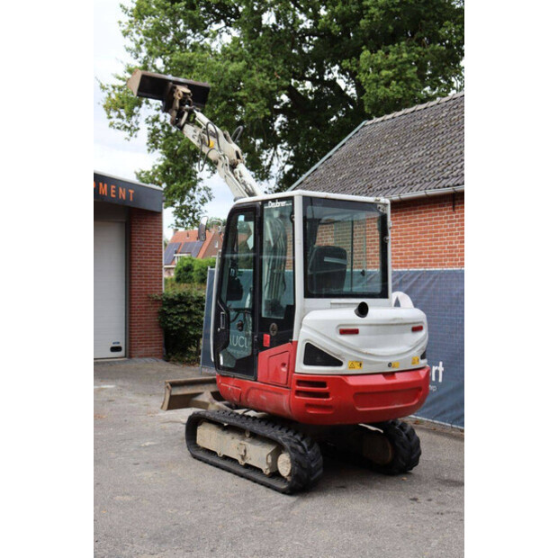 2017 TAKEUCHI TB230-41807618