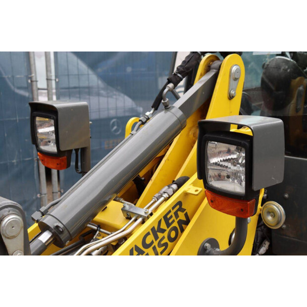 2020 Neuson WL25-41807847