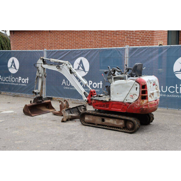 2016 TAKEUCHI TB216-41807930