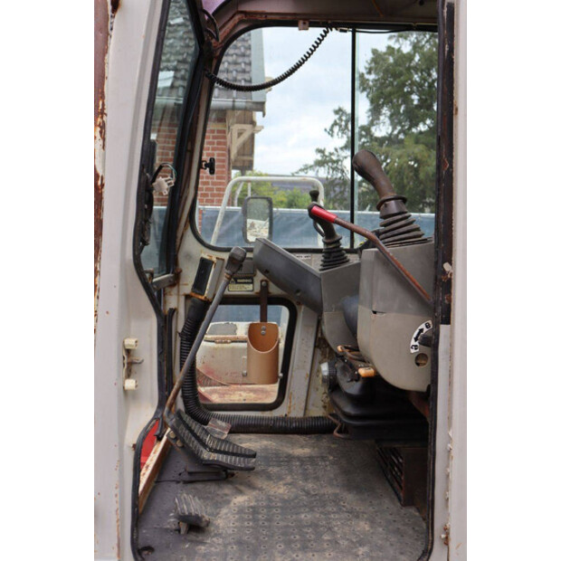 2001 TAKEUCHI TB175-41808101