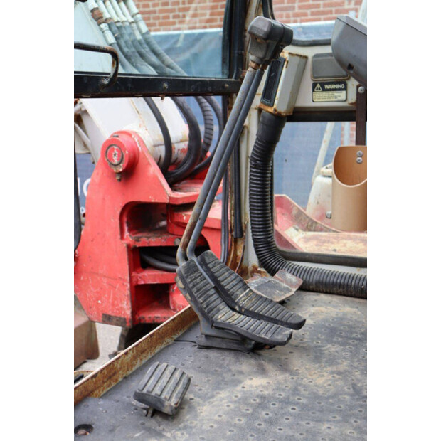 2001 TAKEUCHI TB175-41808102