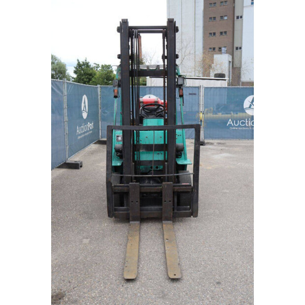 2003 ارتيسون FG25-41808371