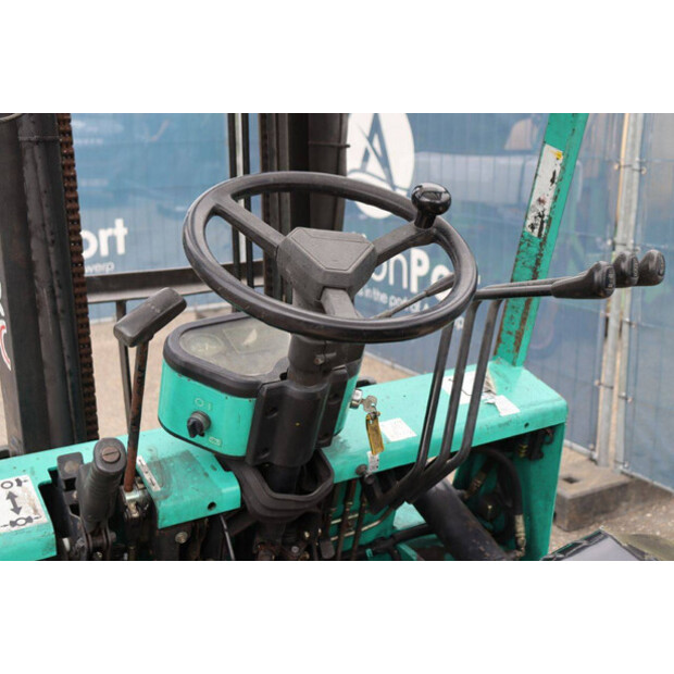 2003 ارتيسون FG25-41808391