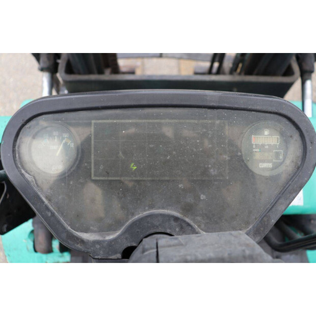 2003 ارتيسون FG25-41808395