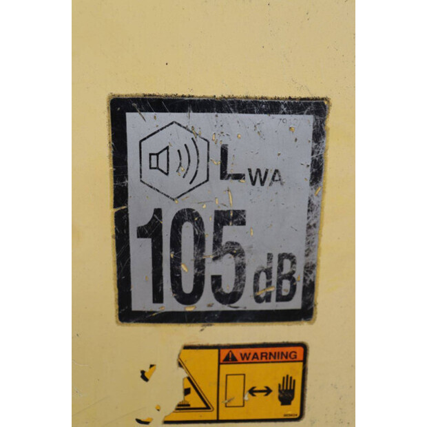 2005 ديناباك CC102-41808489