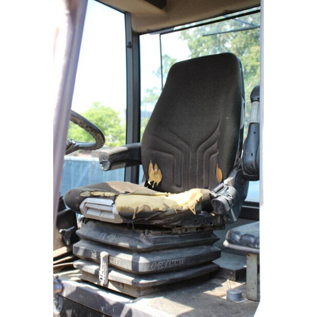 2010 احلامن AS90-41808521