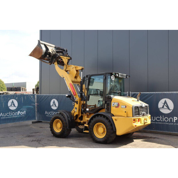 2023 Caterpillar 908-41808895