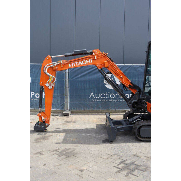 2023 Hitachi ZX33U-6 CLR-41809313