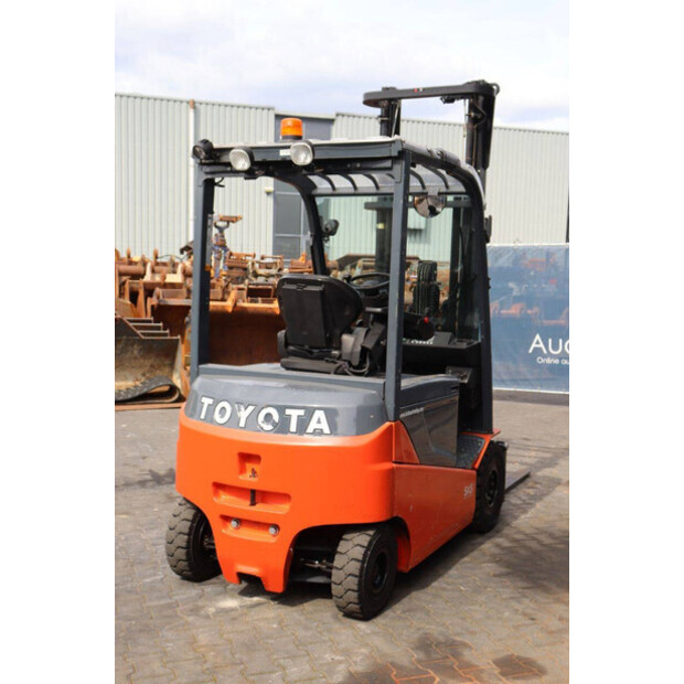 2015 Toyota 8FBMKT25-41809398