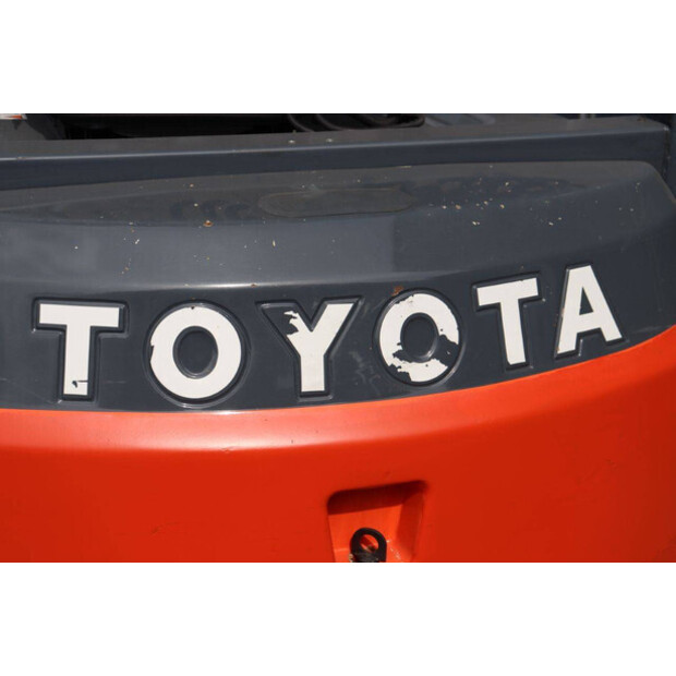 2015 Toyota 8FBMKT25-41809412