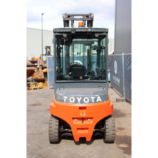 Toyota Triago 45-41809434