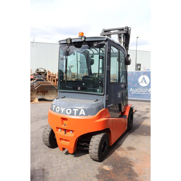Toyota Triago 45-41809435