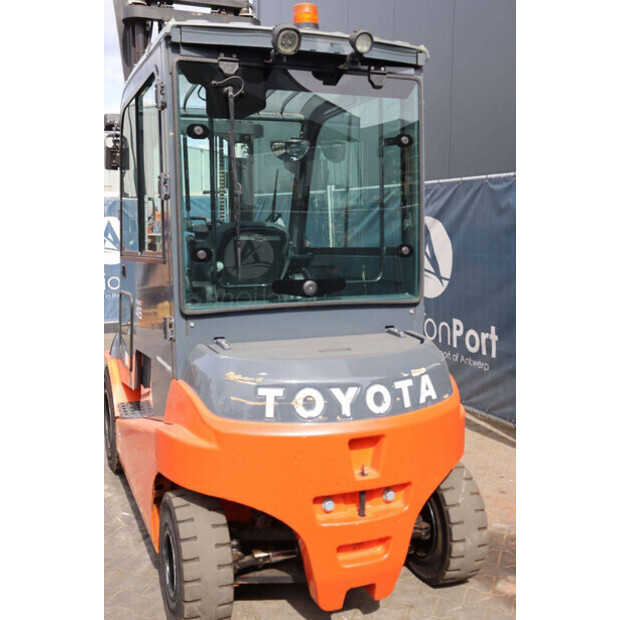 Toyota Triago 45-41809448