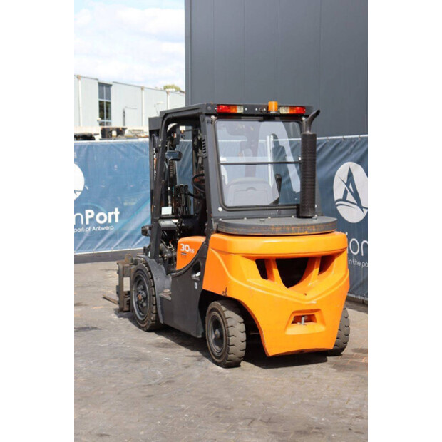 2020 Doosan D30GP-41809506