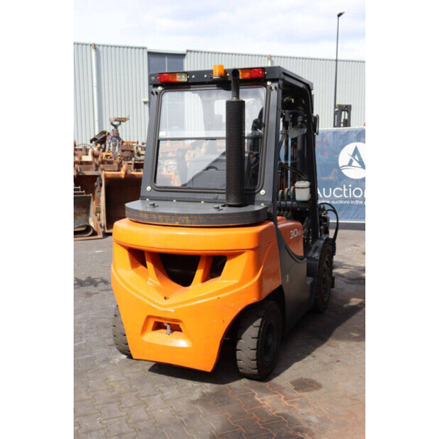 2020 Doosan D30GP-41809508