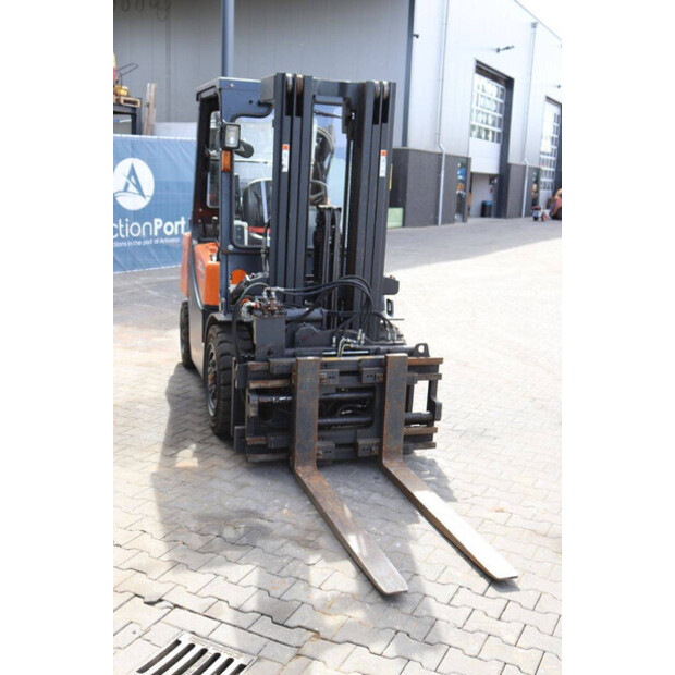 2020 Doosan D30GP-41809509