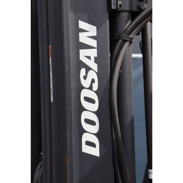 2020 Doosan D30GP-41809516