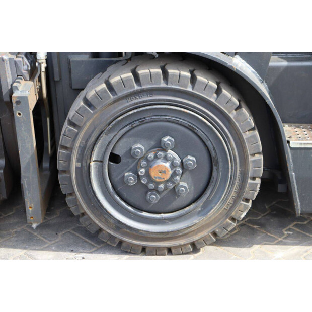 2020 Doosan D30GP-41809518
