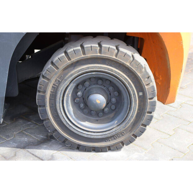 2020 Doosan D30GP-41809519