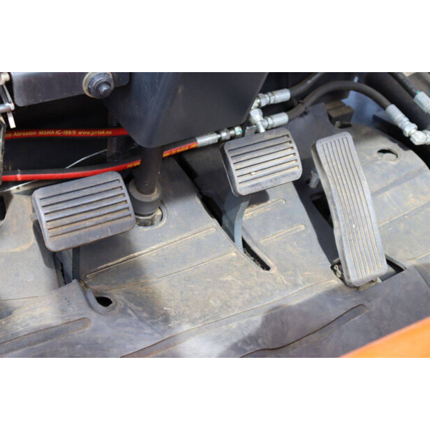 2020 Doosan D30GP-41809527
