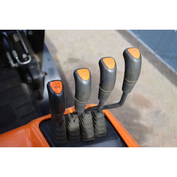 2020 Doosan D30GP-41809530