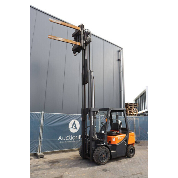 2020 Doosan D30GP-41809533