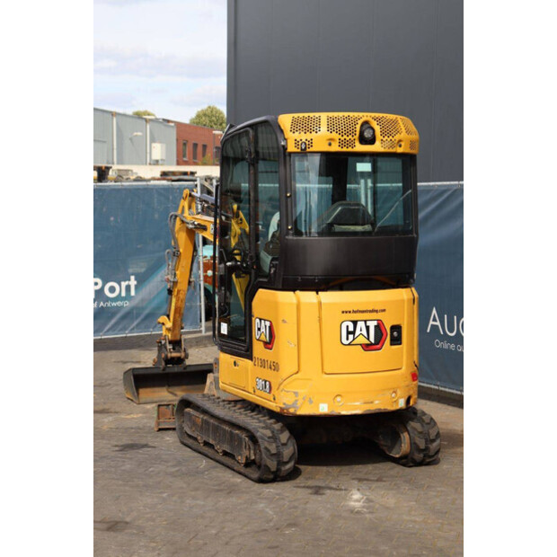 2021 Caterpillar 301.8-41809834