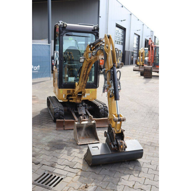 2021 Caterpillar 301.8-41809837