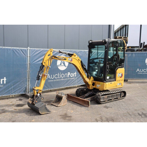2021 Caterpillar 301.8-41809839