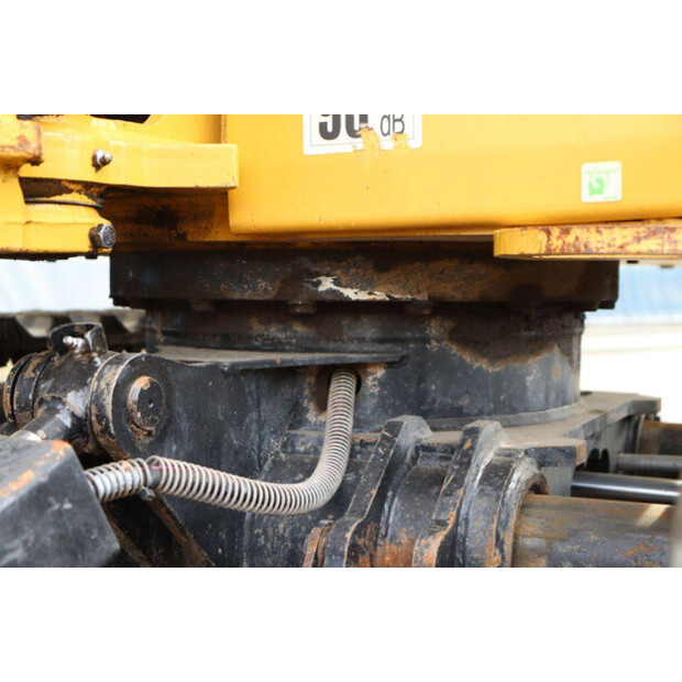 2021 Caterpillar 301.8-41809844
