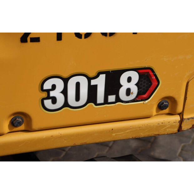 2021 Caterpillar 301.8-41809853