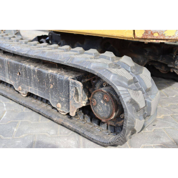 2021 Caterpillar 301.8-41809856