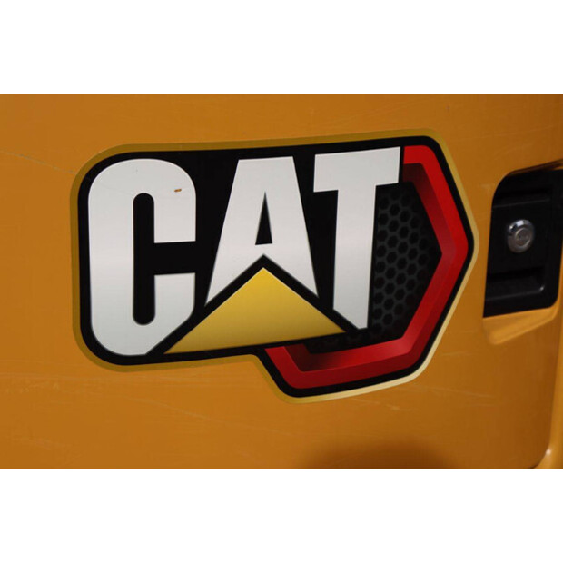 2021 Caterpillar 301.8-41809859