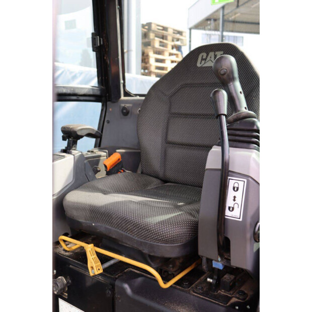 2021 Caterpillar 301.8-41809863