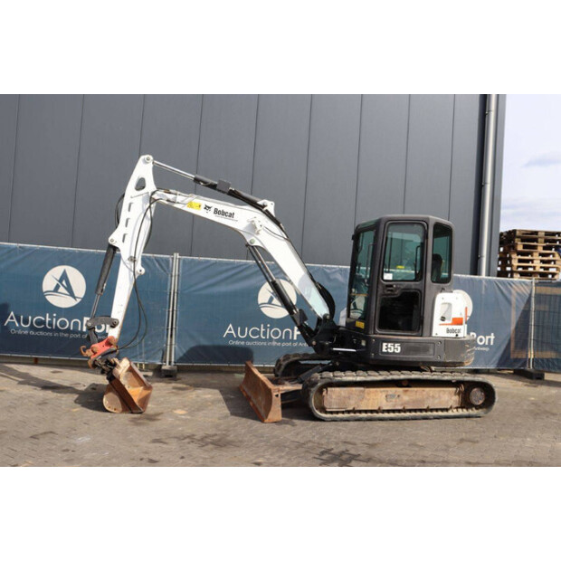 2017 BOBCAT E55-41809877