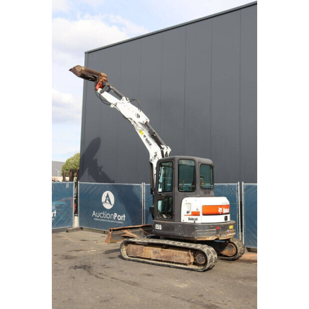 2017 BOBCAT E55-41809916