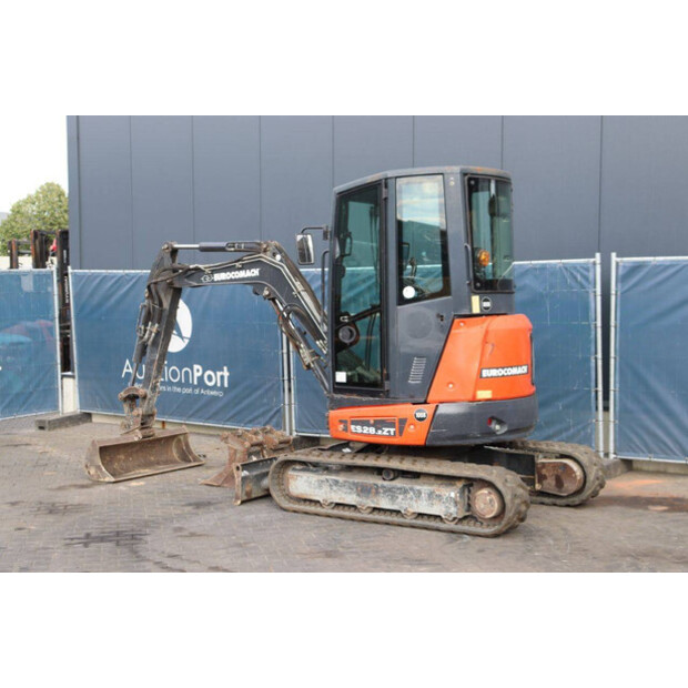 2020 يوروكوماتش ES28.2ZT-41810011