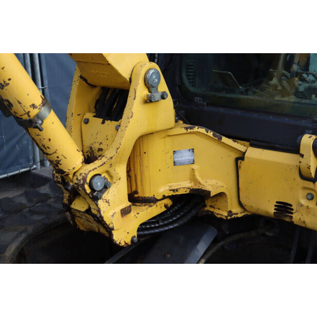 2012 كوماتسو PC55MR-3-41810202
