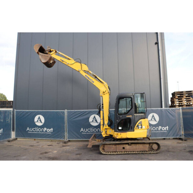 2012 كوماتسو PC55MR-3-41810225