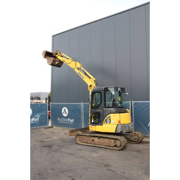 2012 كوماتسو PC55MR-3-41810226