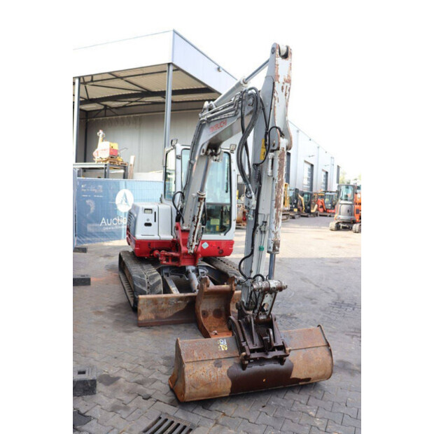 2017 TAKEUCHI TB250-41810274