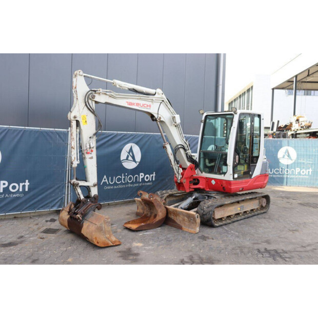 2017 TAKEUCHI TB250-41810276