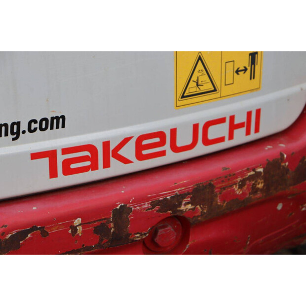 2017 TAKEUCHI TB250-41810296